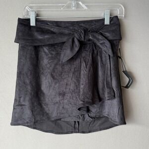 Express sz 4 Grey Faux Suede Tie Front Wrap Mini Skirt Boho NWT Cottage‎